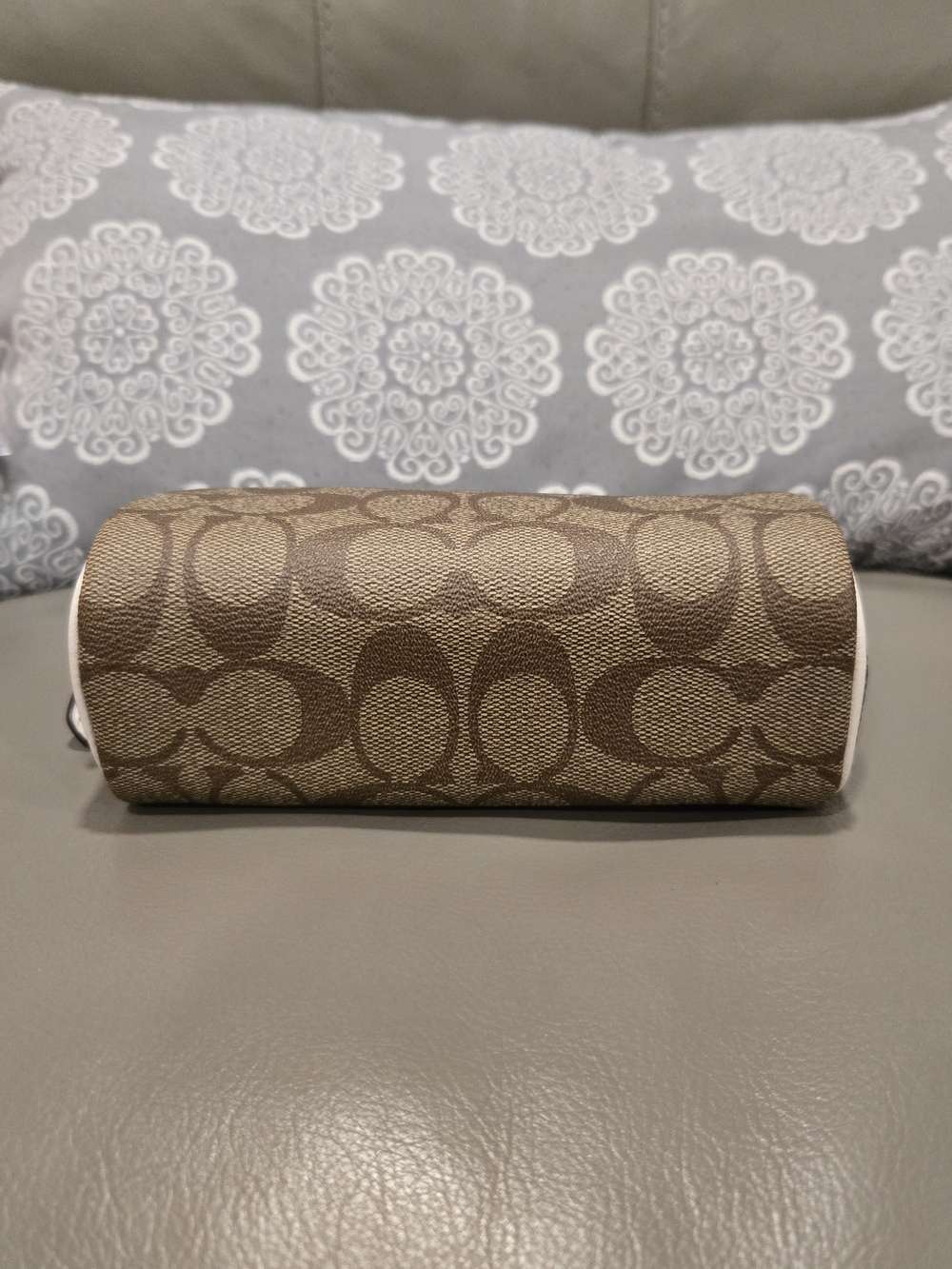 Coach Signature Canvas Zip Cosmetic Case - Khaki/Tan NWOT - Picture 5 of 13